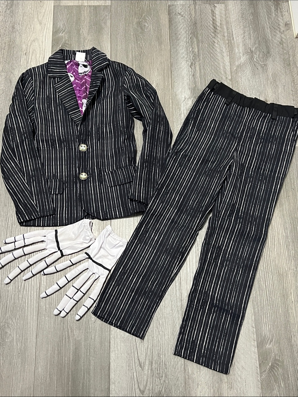 Disney kids The Nightmare Before Christmas Jack Skellington costume / size Small